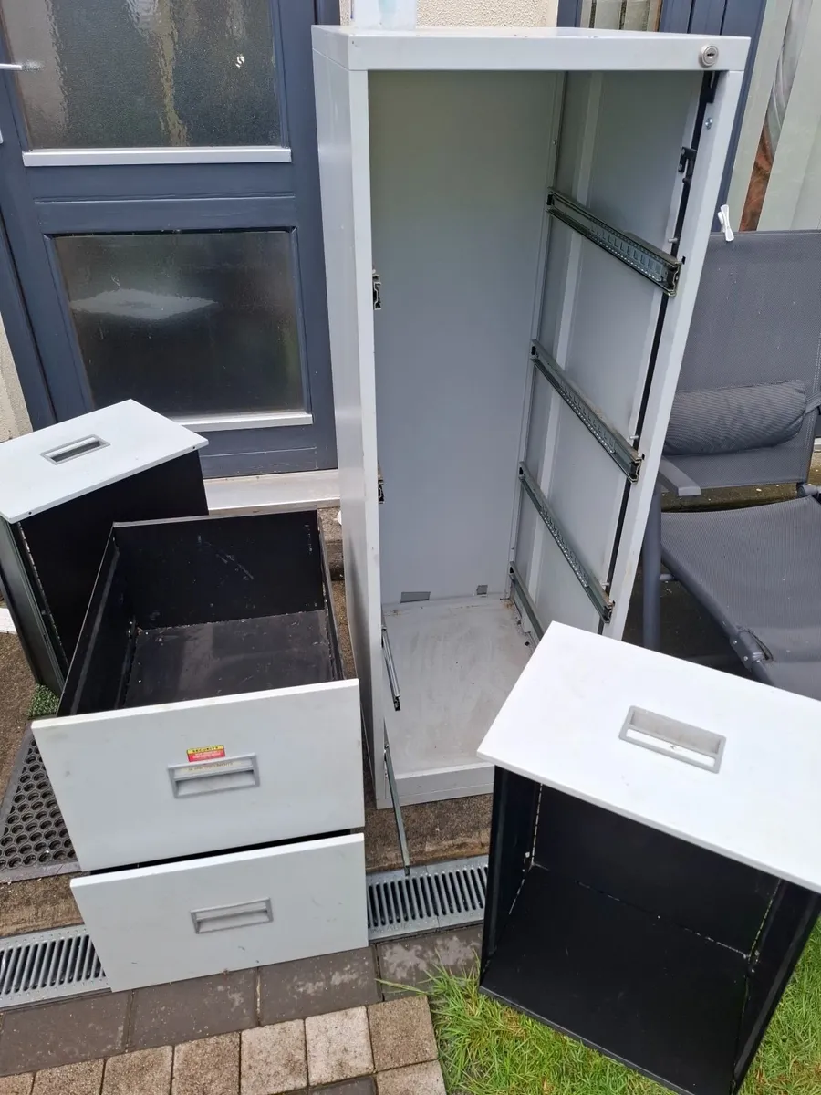 Steel cabinet - Image 2