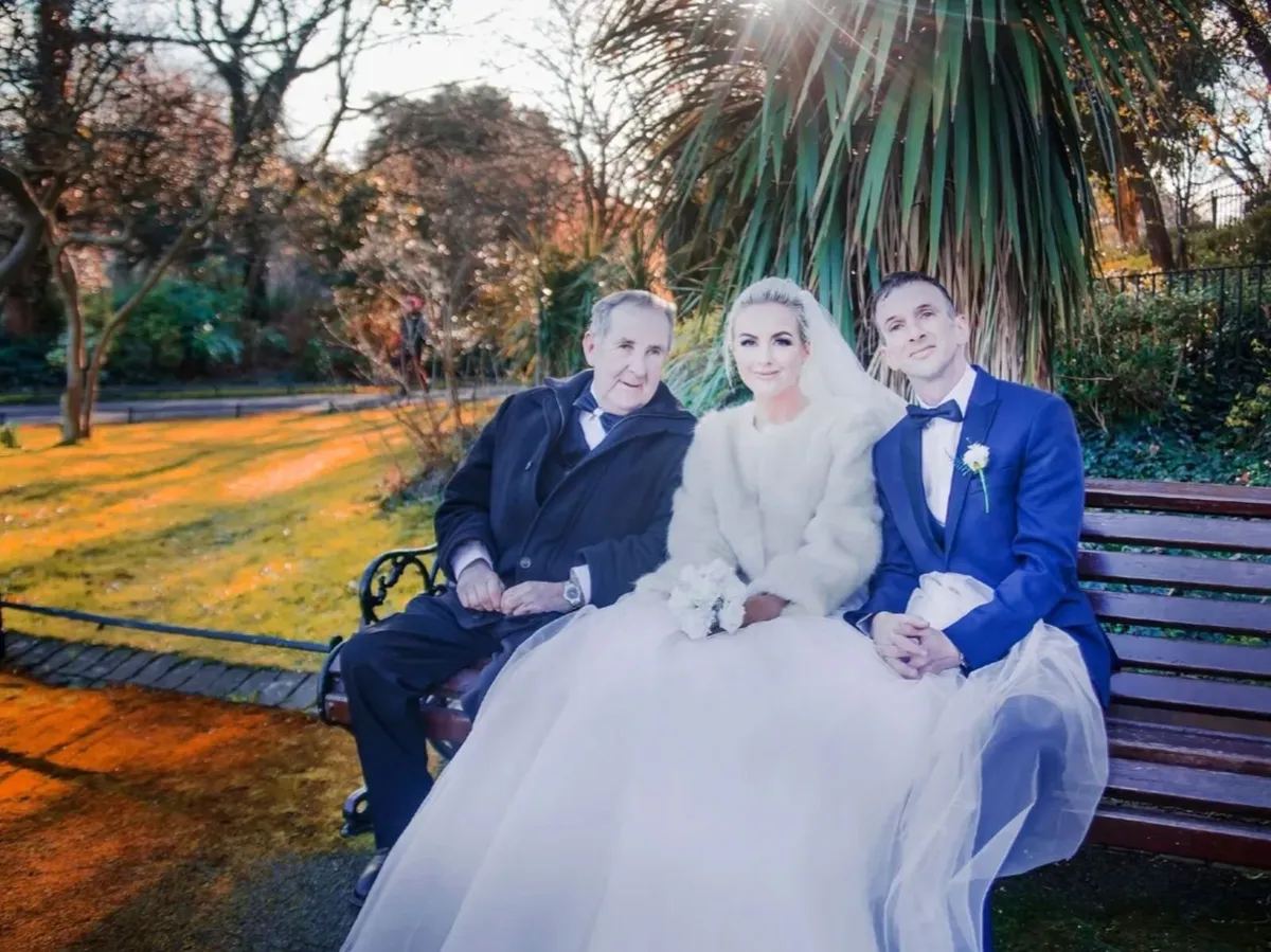 Small Wedding Photography Package Discount 500E - Image 2