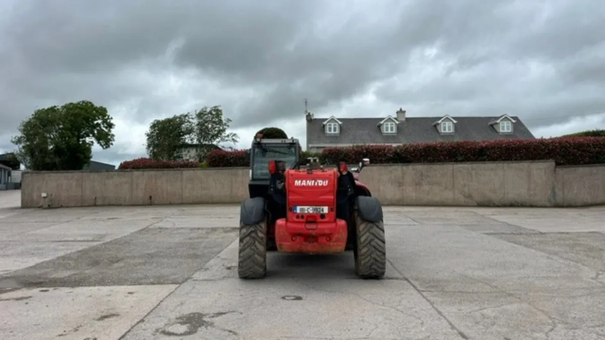 2018 Manitou MT1840 - Image 2