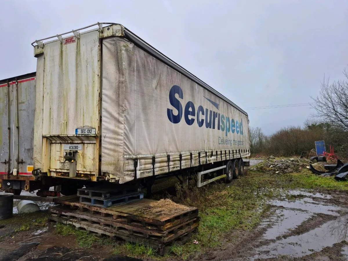 45ft Curtain Sider - Image 1