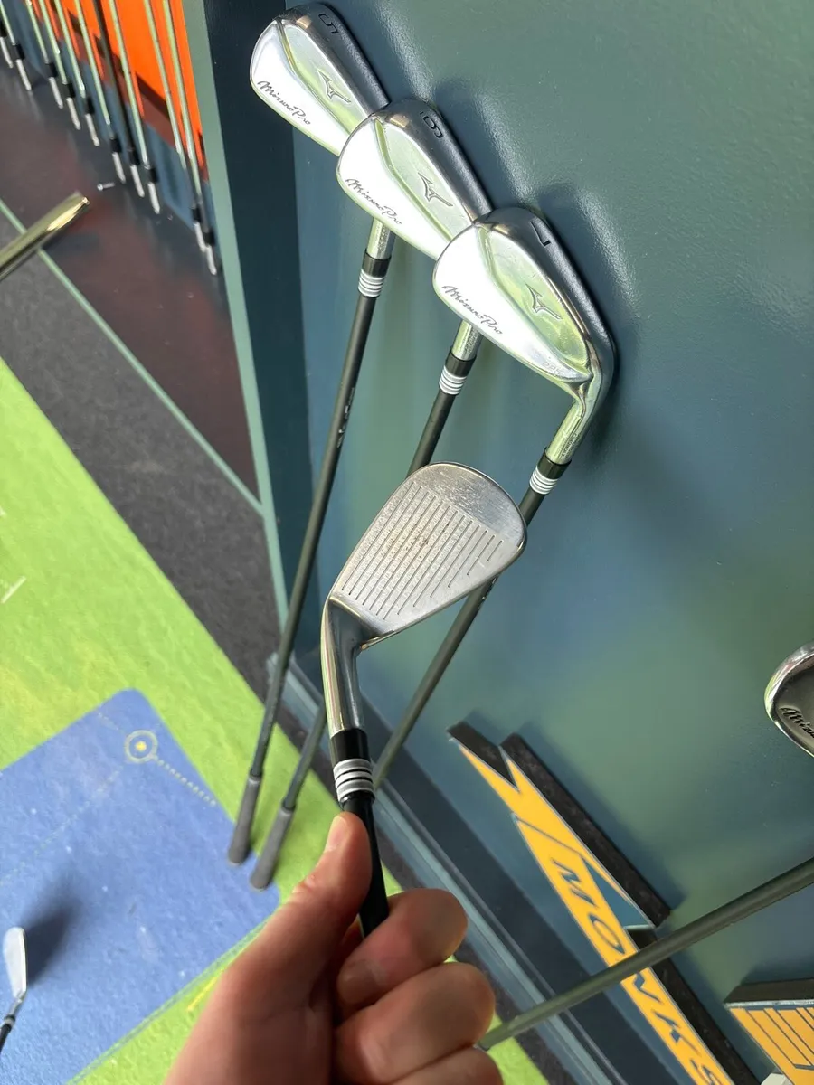 Mizuno Pro 225 (5-PW) Velocore Axiom 95S - Image 3