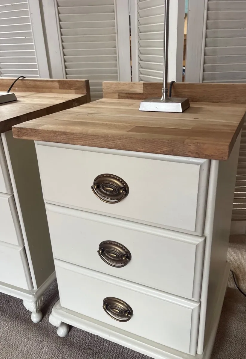 Pair of large bedside lockers in vGC - Image 2