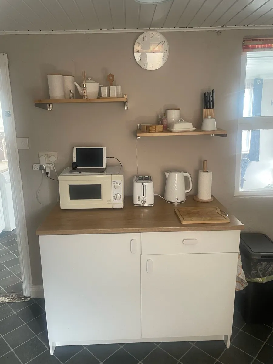 Kitchen - Image 2