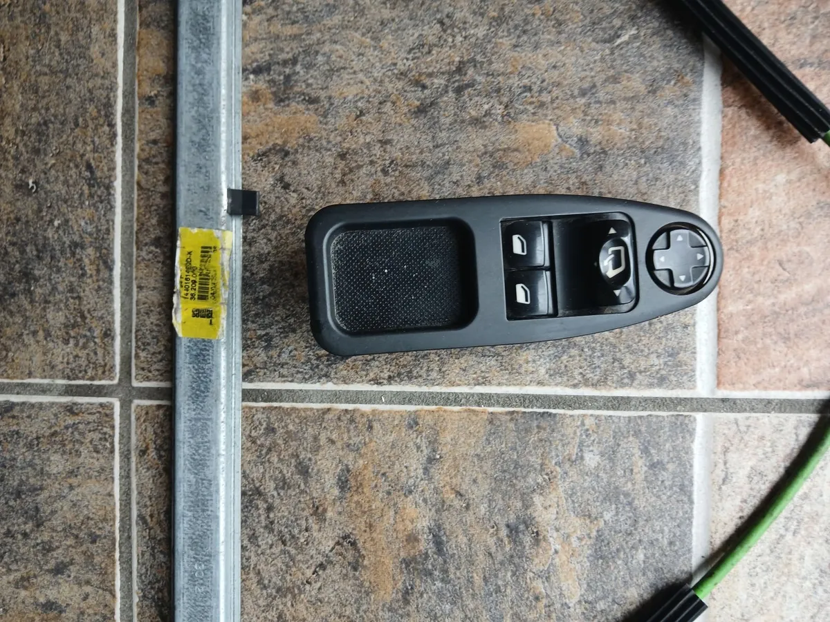 car part - Image 2