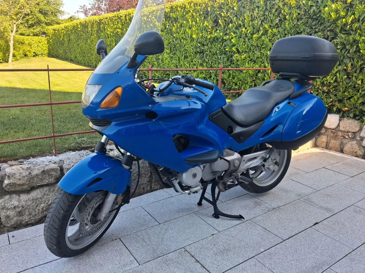 Honda Deauville 1998 - Image 2