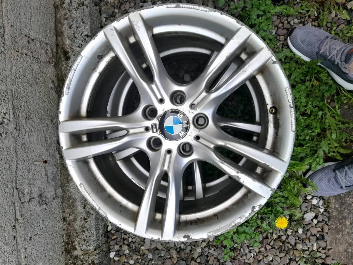 Bmw msport genuine bmw 18"" wheels 2 new tyres - Image 3