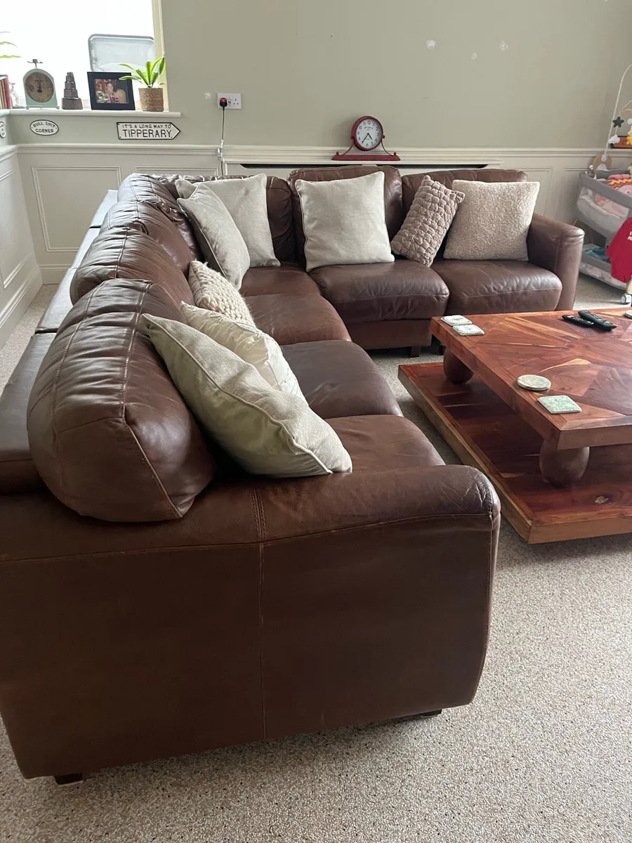L Leather sofa - Image 1