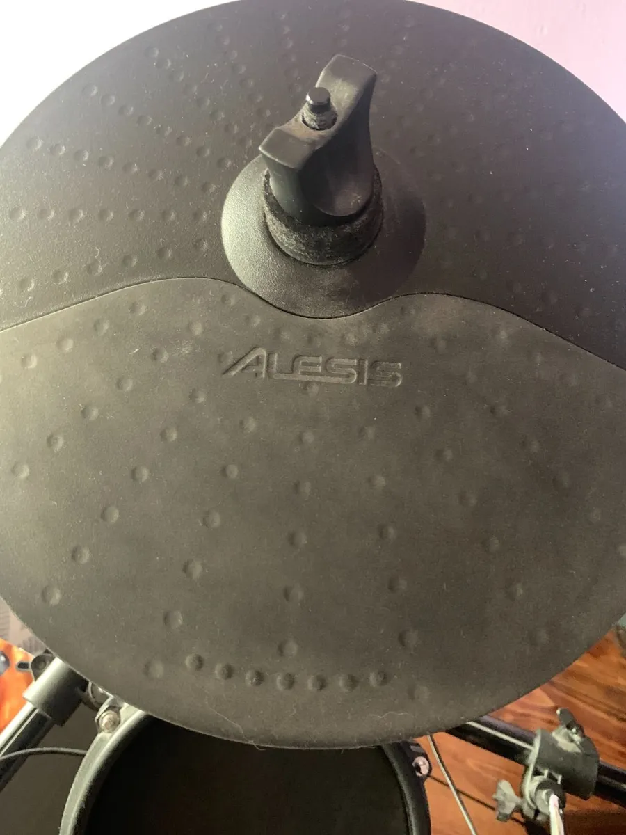 Alesis Nitro Mesh Electronic Drum kit - Image 3