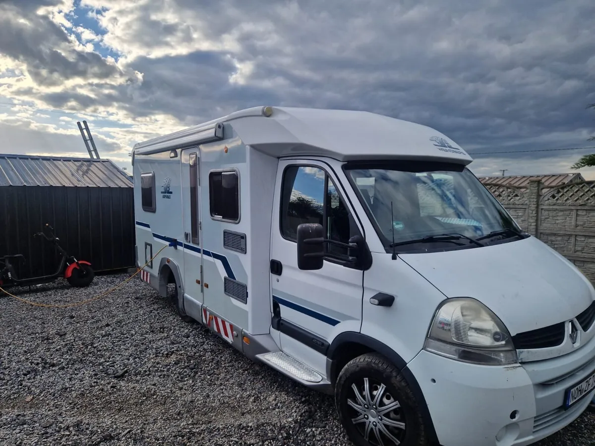 2008 Renault master camper - Image 1