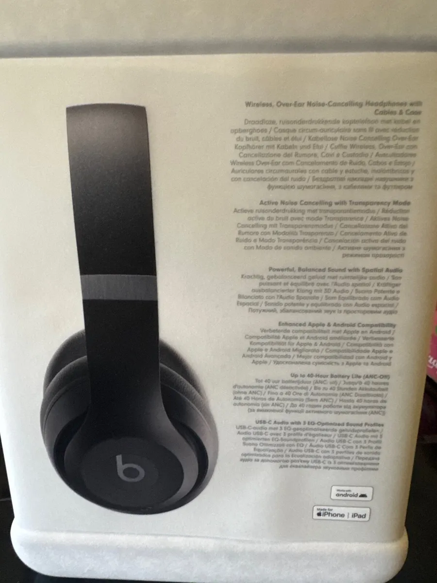 Beats Studio pro (unopened) - Image 3
