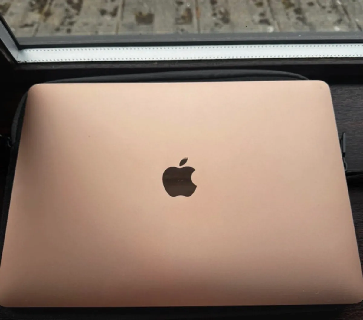 MacBook Air 2020 - Image 4