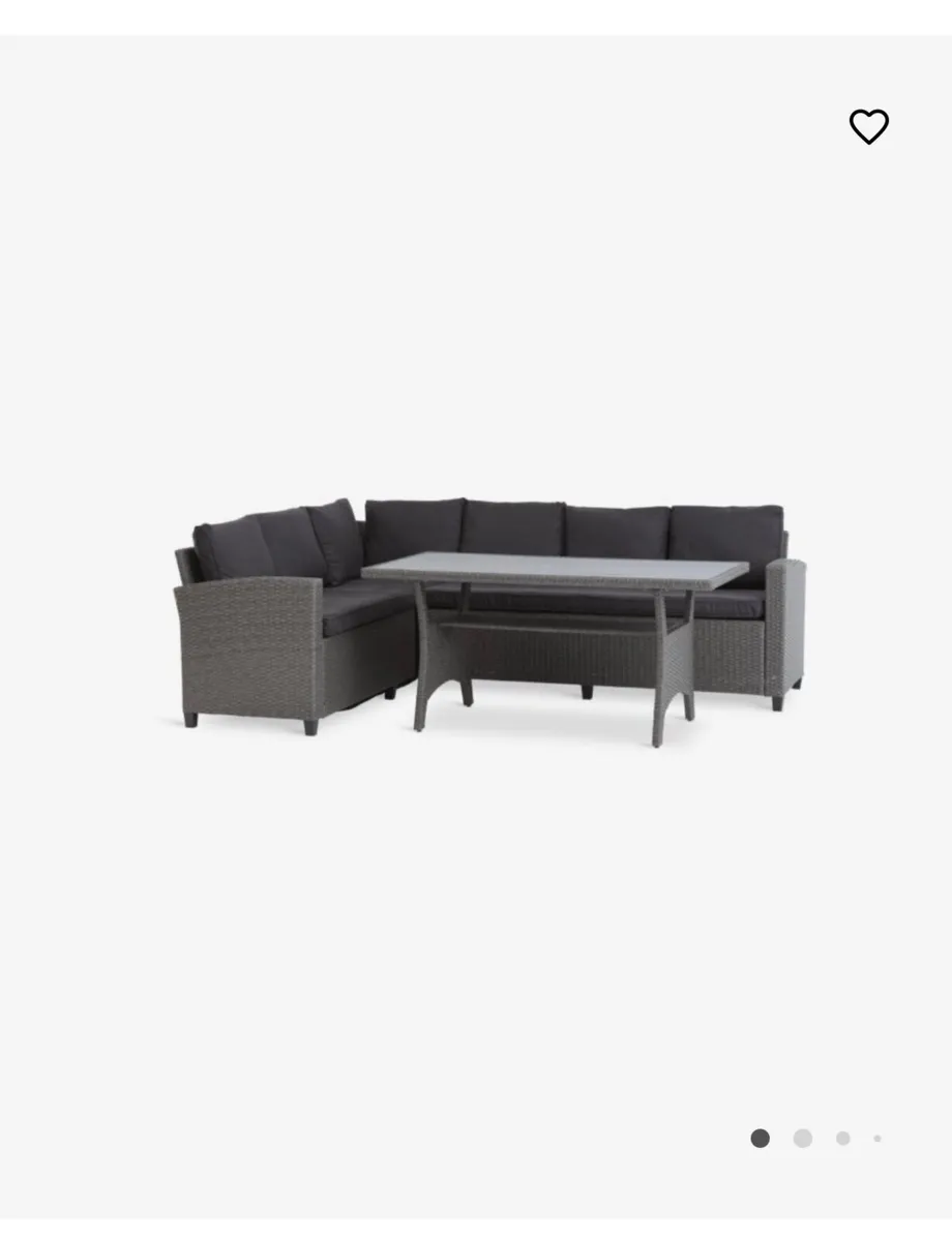 Corner garden furniture