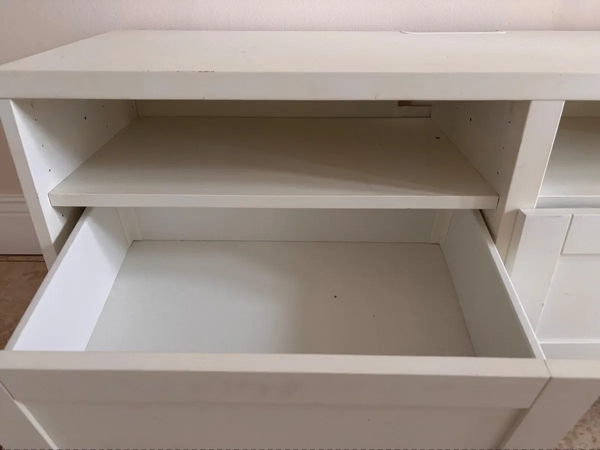 Besta tv unit - Image 3
