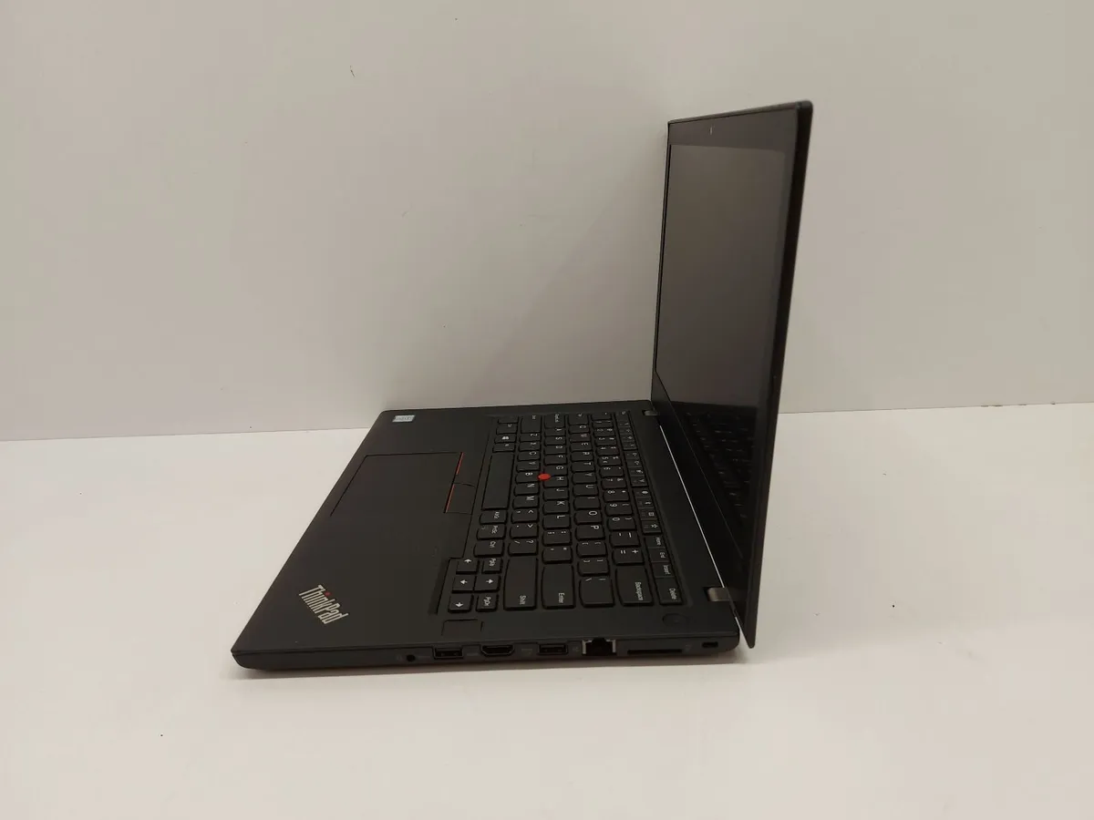 Online Laptop Clearance Auction - Image 1