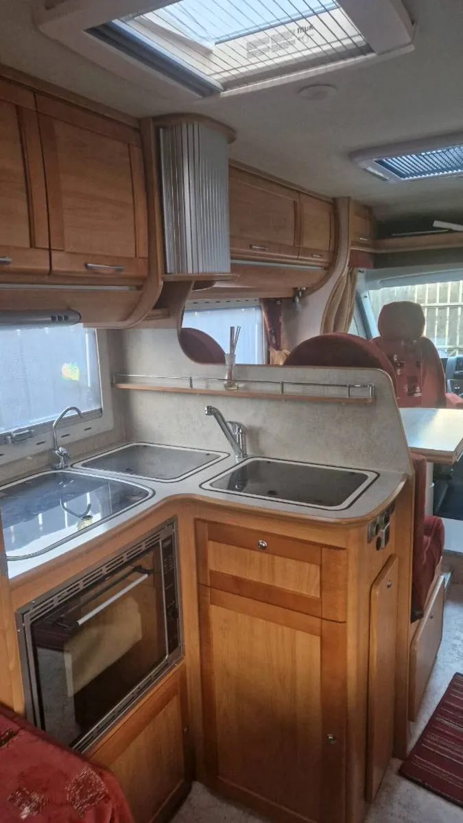 Motorhome - Image 3