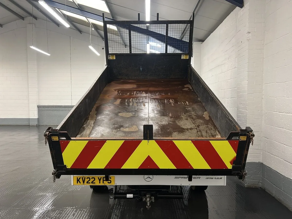 2022 Mercedes-Benz Sprinter Tipper Van - Image 2