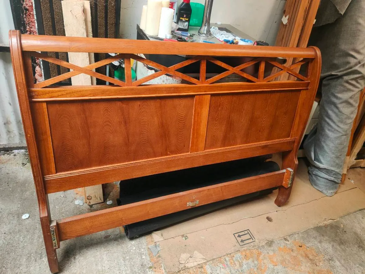 King size bed frame - Image 2