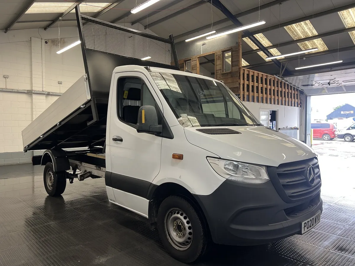 2020 Mercedes-Benz Sprinter Tipper Van - Image 1