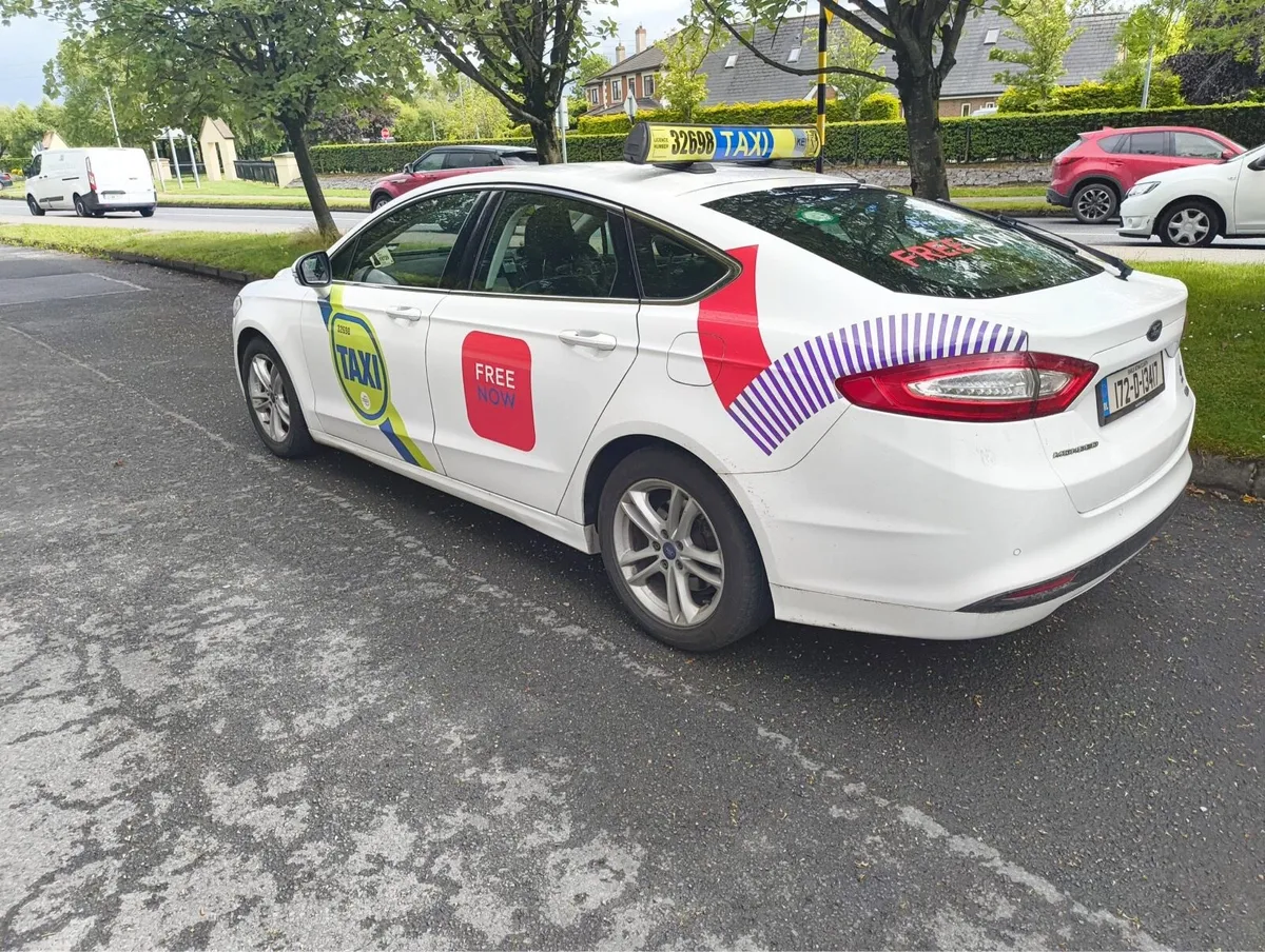 Taxi to rent - Image 2