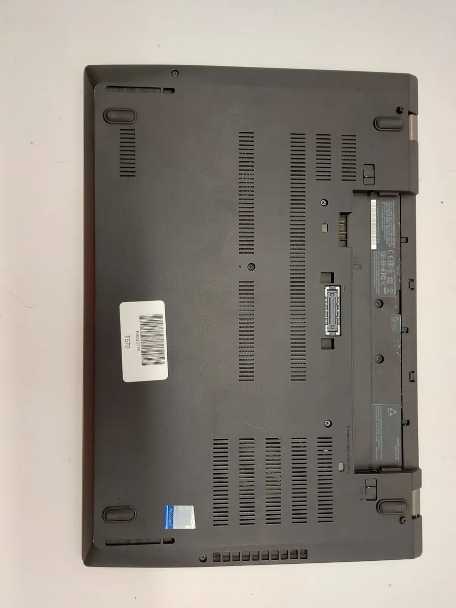Online Laptop Clearance Auction - Image 1