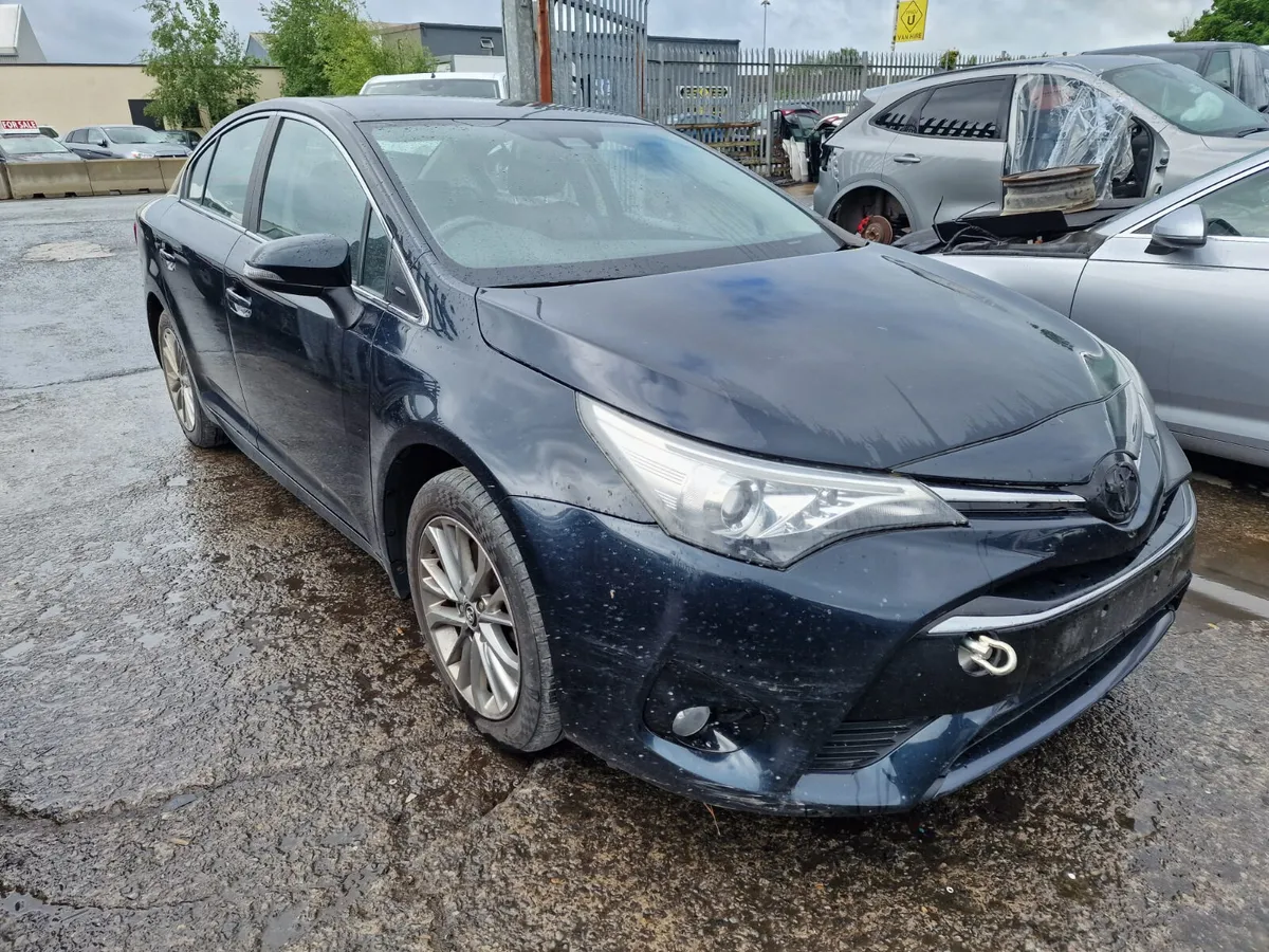 15 TOYOTA AVENSIS  2.0 D (N47) FOR BREAKING - Image 1