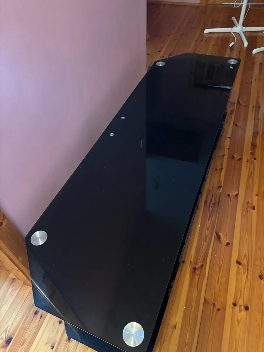 Tv stand - Image 2