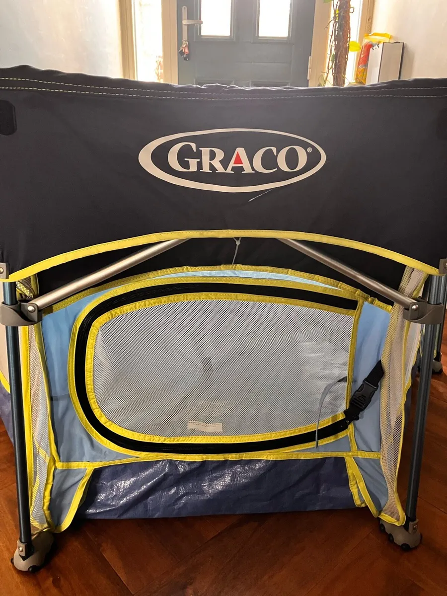 Graco playpen - Image 1