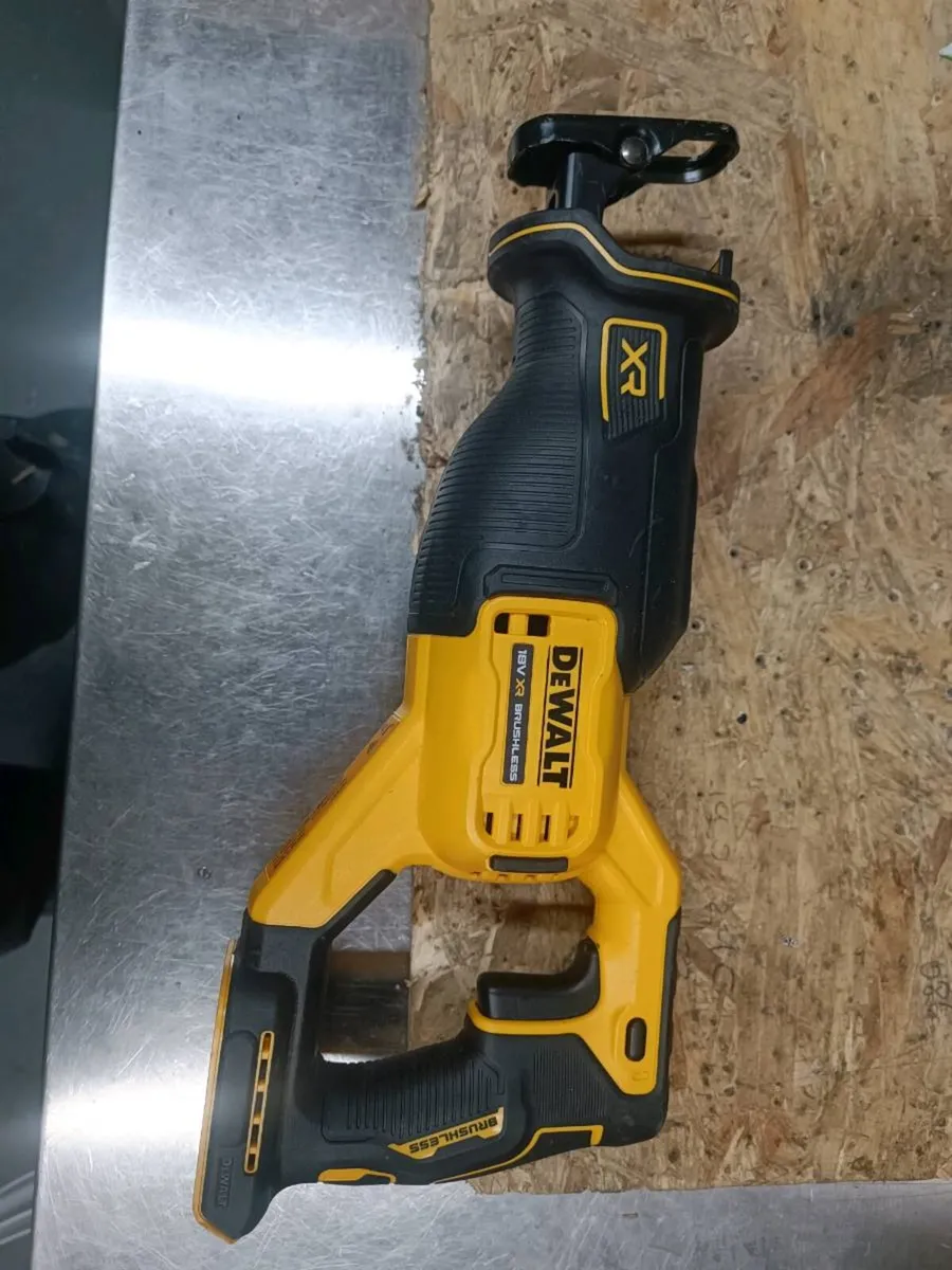 DeWalt dcs382 saber saw. Brand new