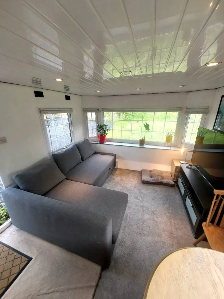 Mobile home - Image 2