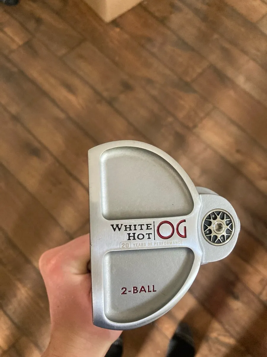 Left Handed Odyssey white hot OG putter - Image 1