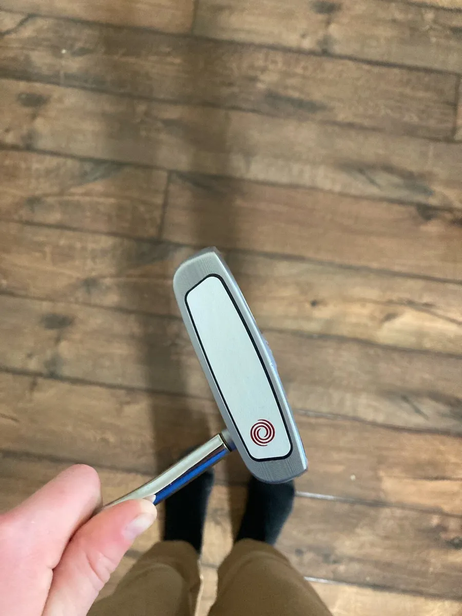Left Handed Odyssey white hot OG putter - Image 2