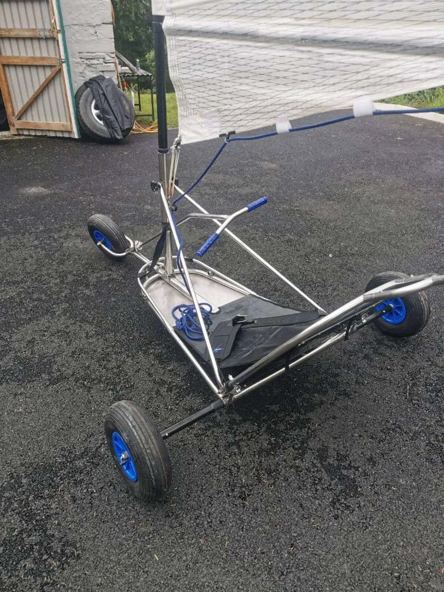 Land / Sand Yacht - Image 3