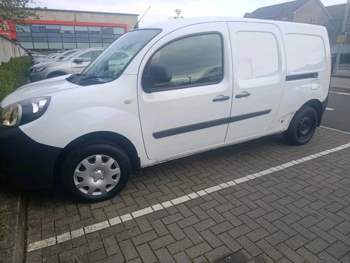 Renault - Image 2