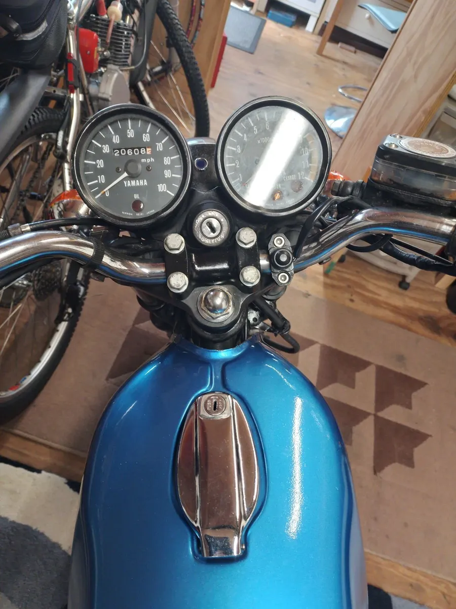 YAMAHA RD200 1978 - Image 2