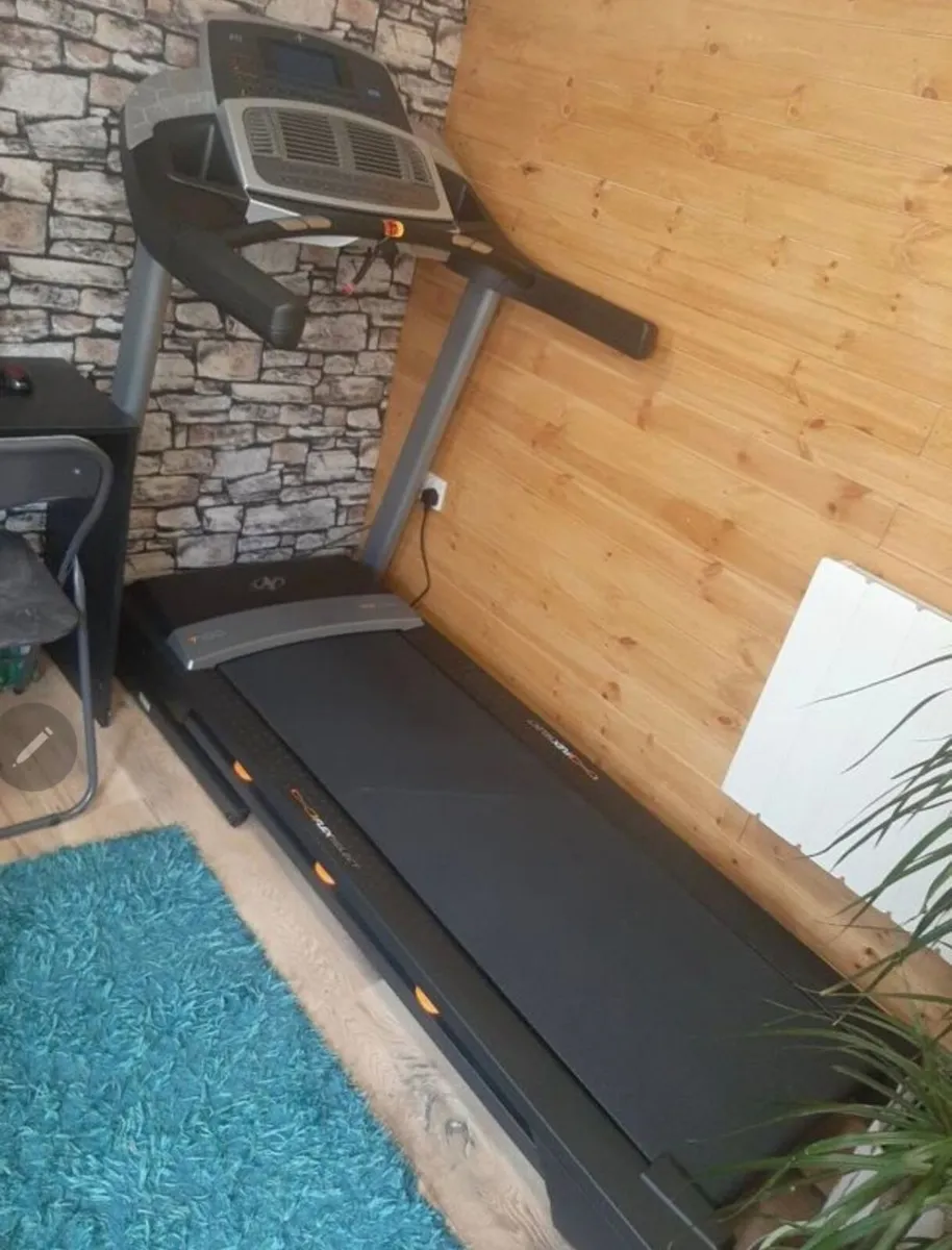 NordicTrack T10.0 Folding Treadmill - Image 3