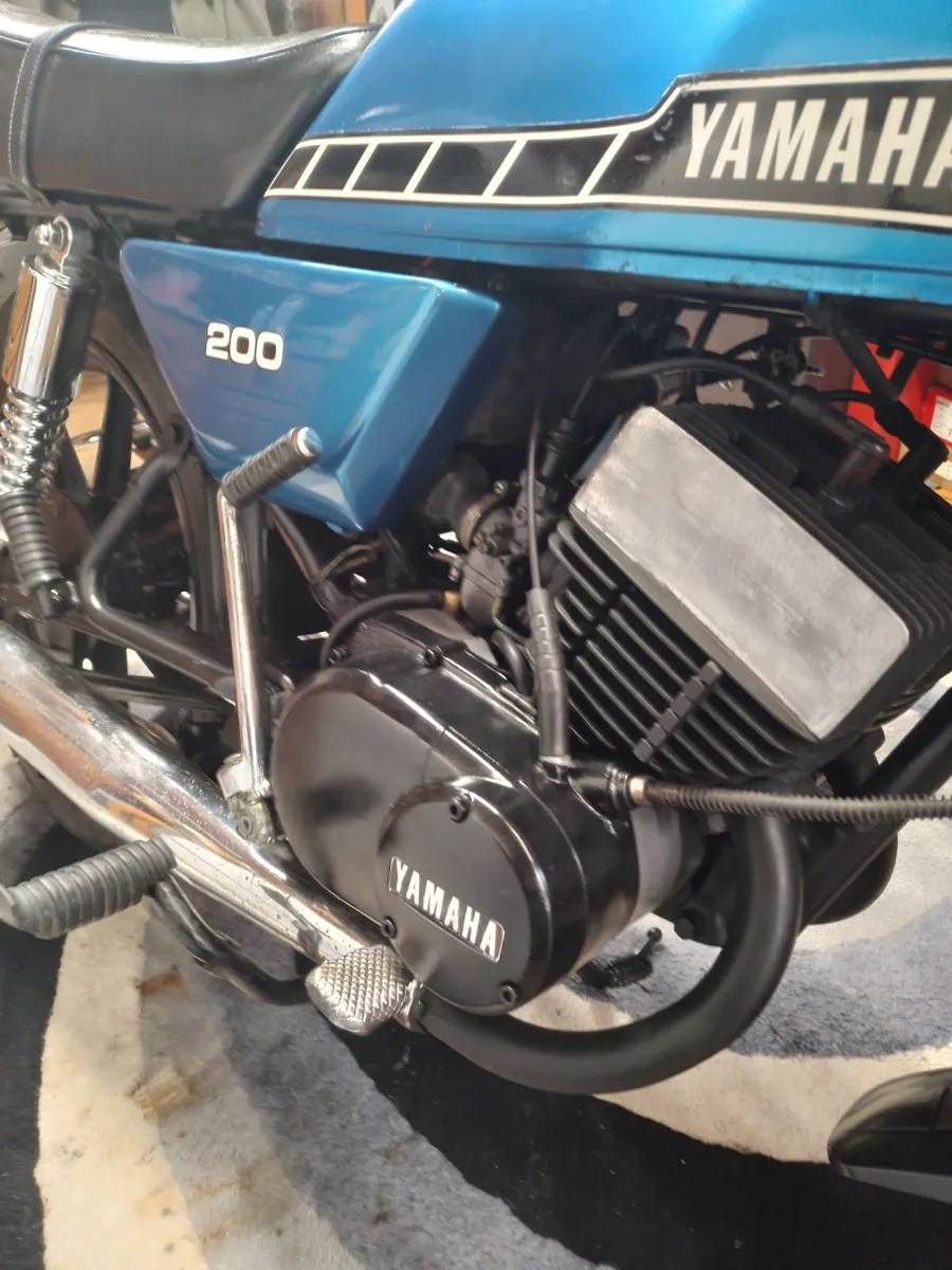 YAMAHA RD200 1978 - Image 4