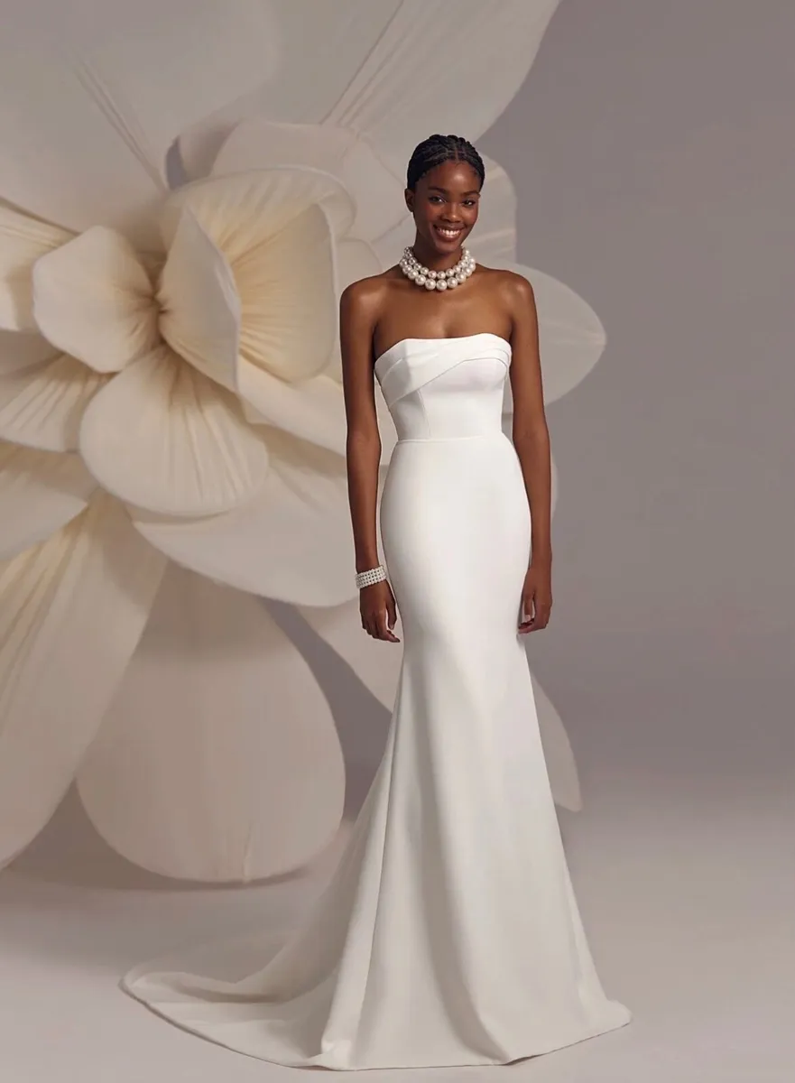 Eva Lendel wedding dress - Image 3