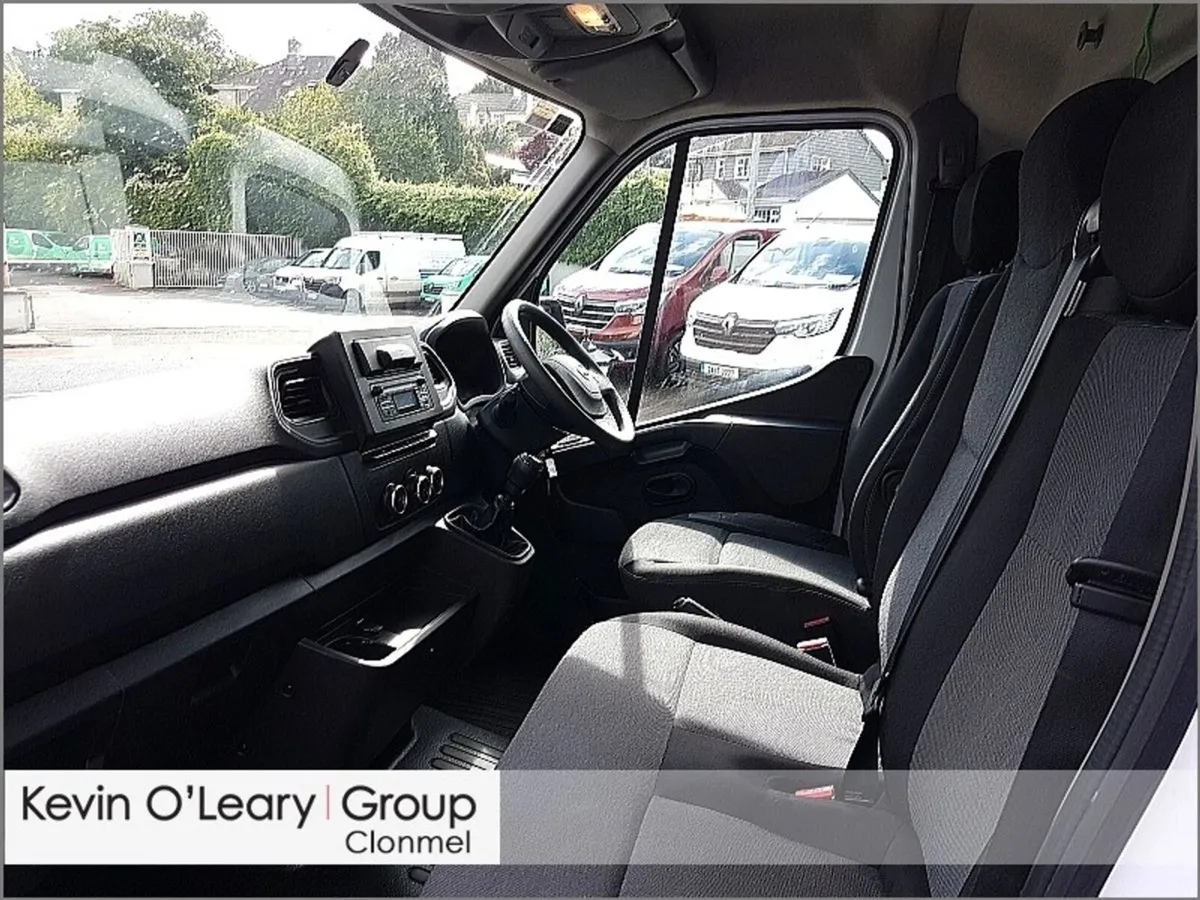 Nissan Interstar L3 H2 135 FWD AC MY2 - Image 4