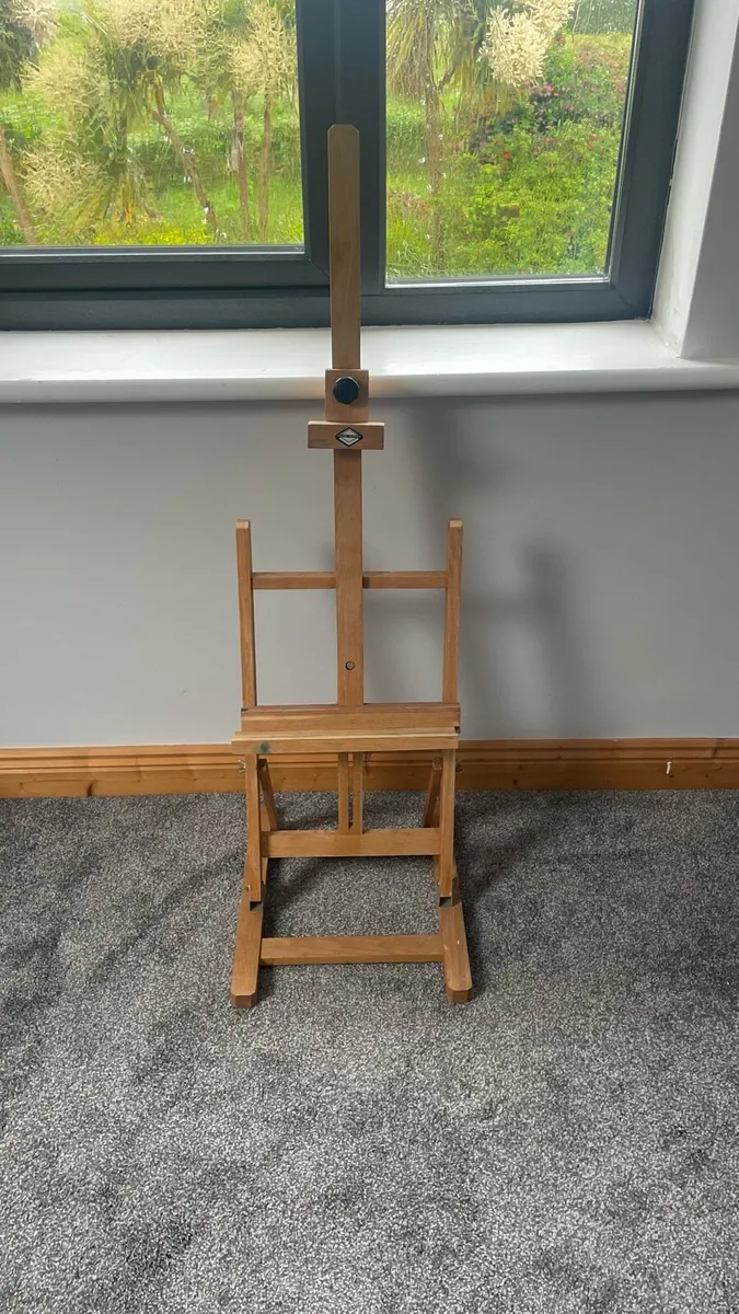 Tabletop easel by Daler Rowney - Image 1