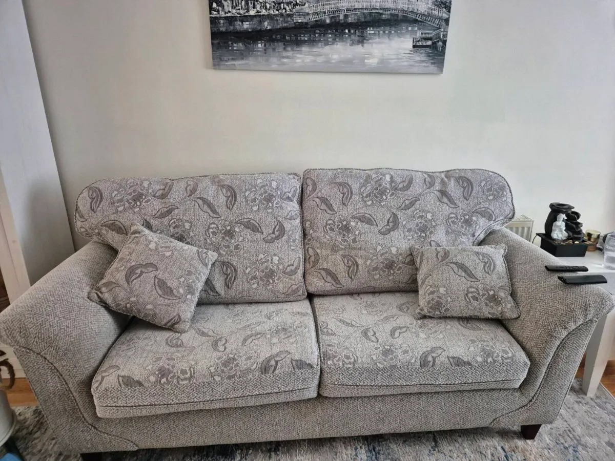 3 & 2 seater sofa - Image 2