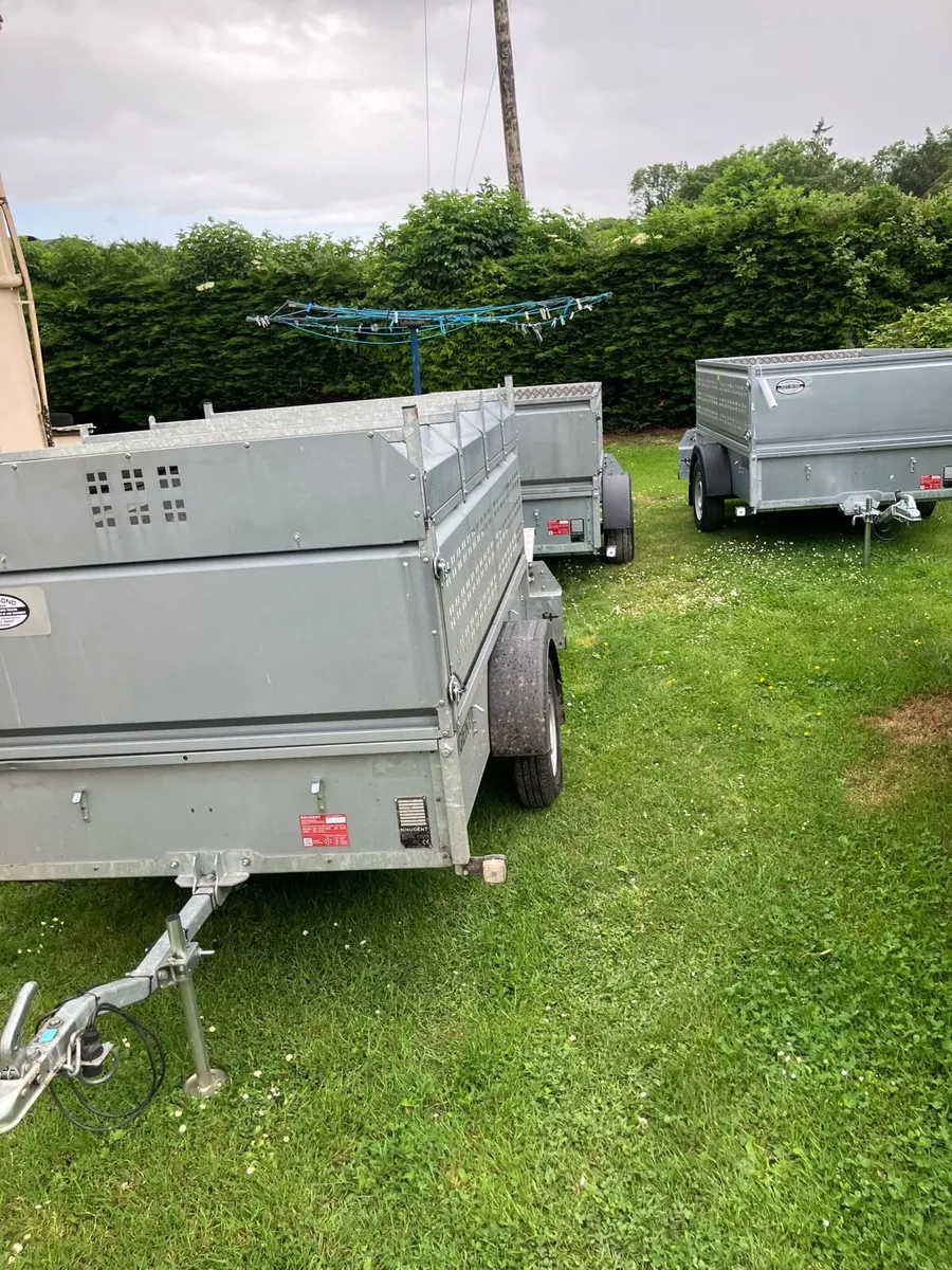 Trailers - Image 1