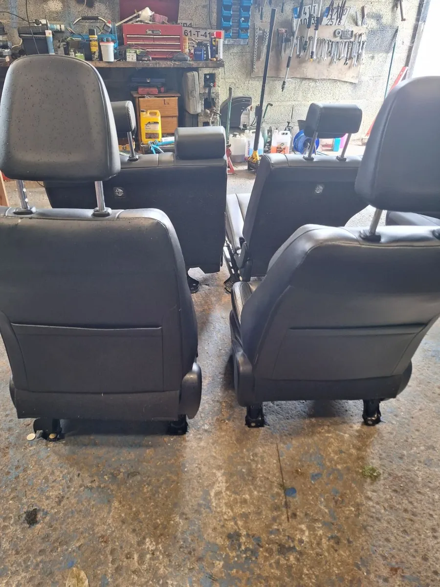 Rav4 leather interior - Image 3