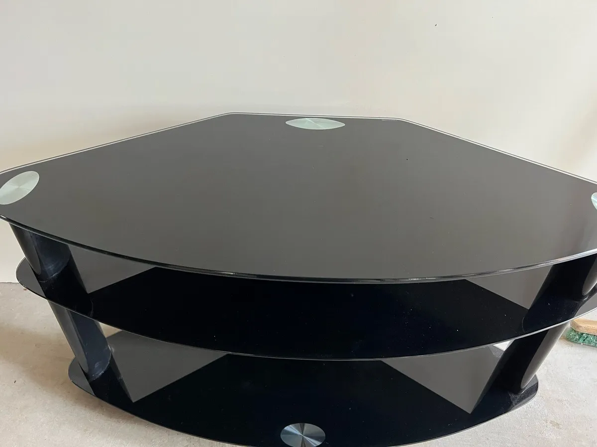 Glass tv table - Image 2