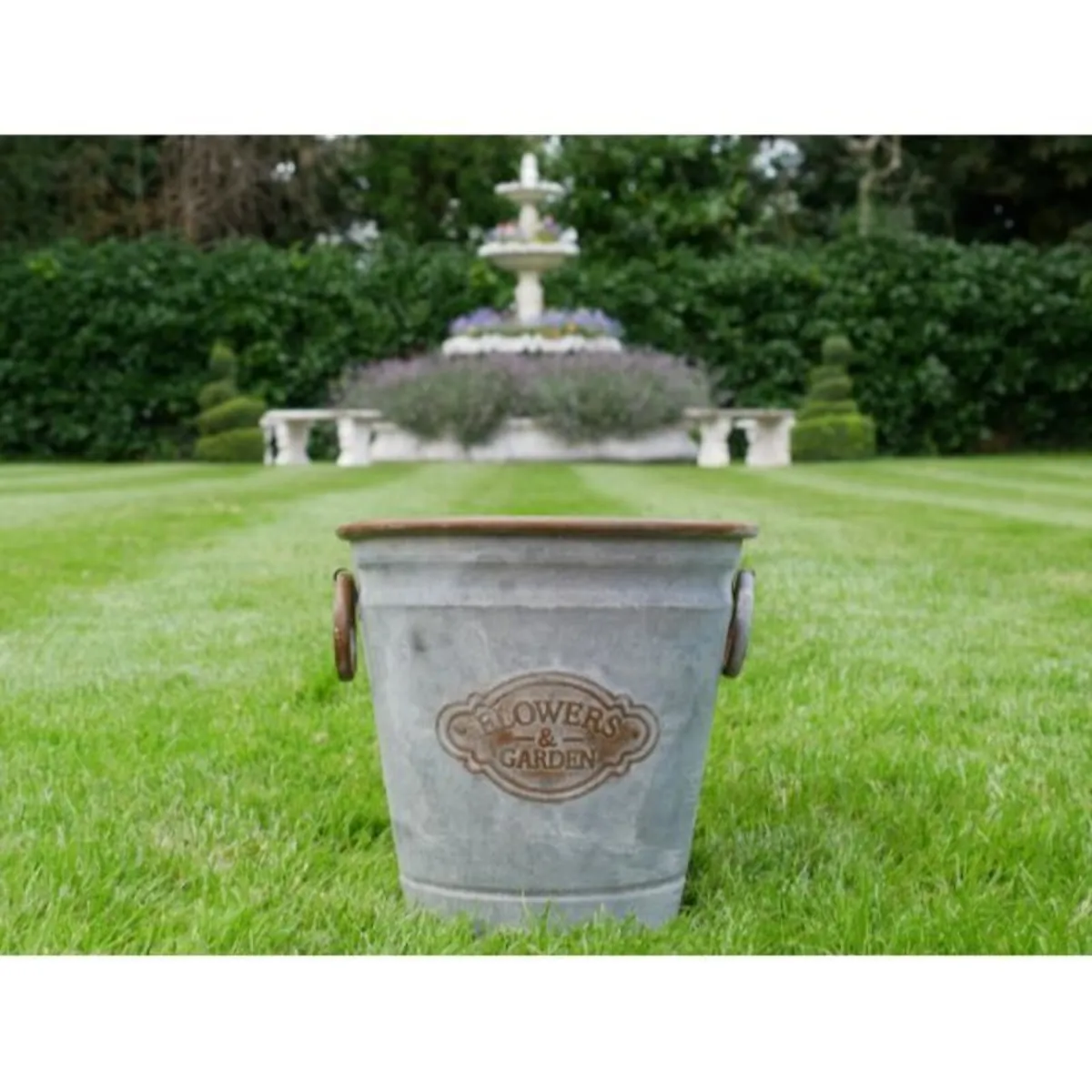 Planter – D9481 - Image 1