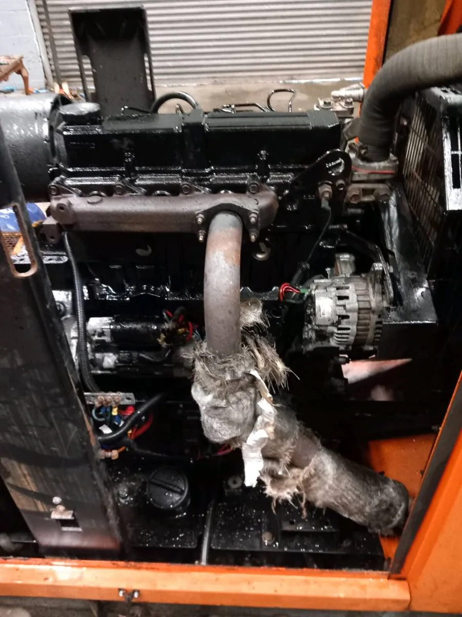 Mitsubishi 4 cylinder engine - Image 3