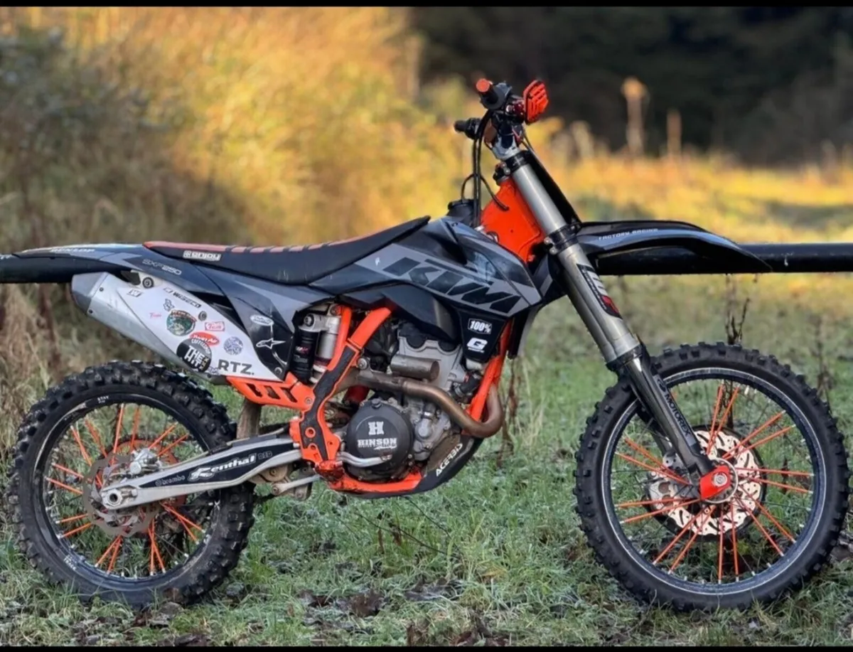 2017 SXF 250 - Image 1