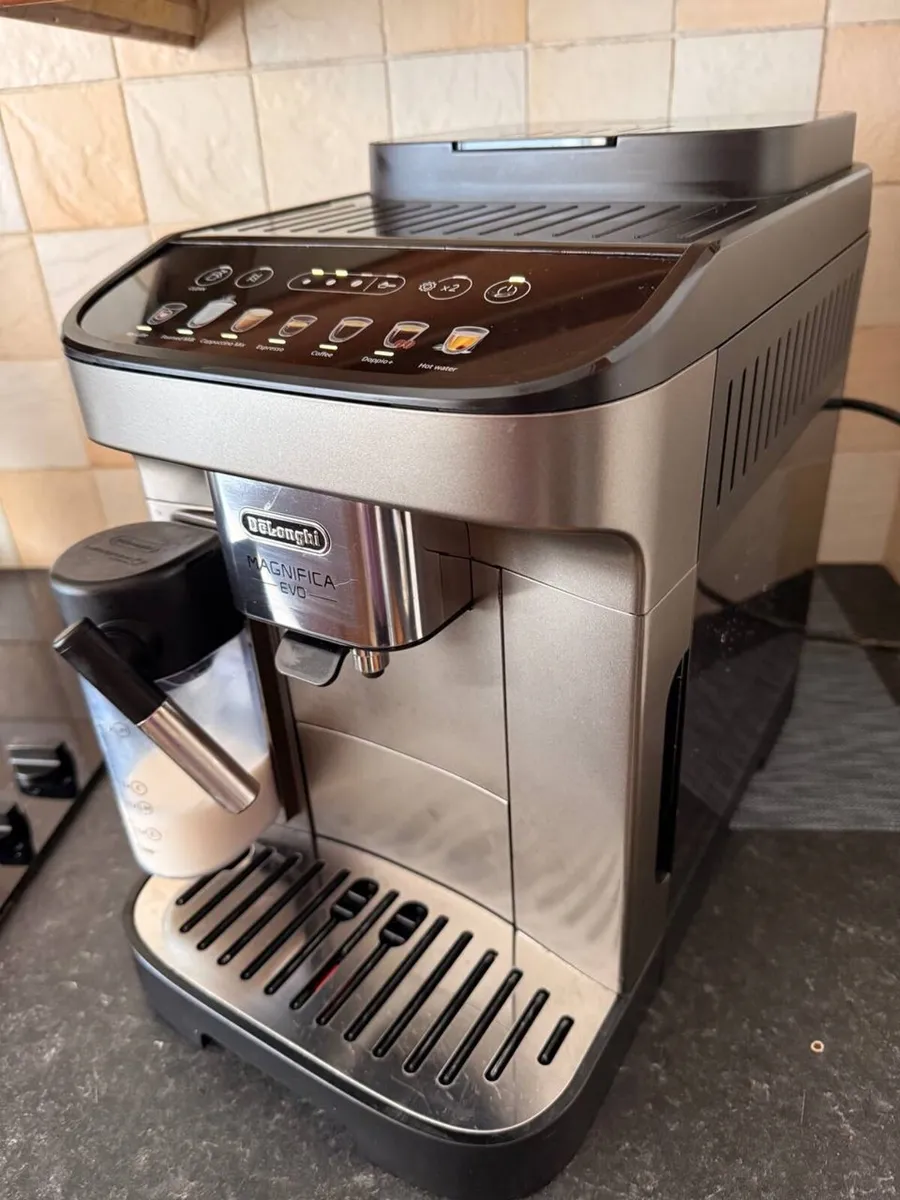 Delonghi Magnifica Evo - Image 4