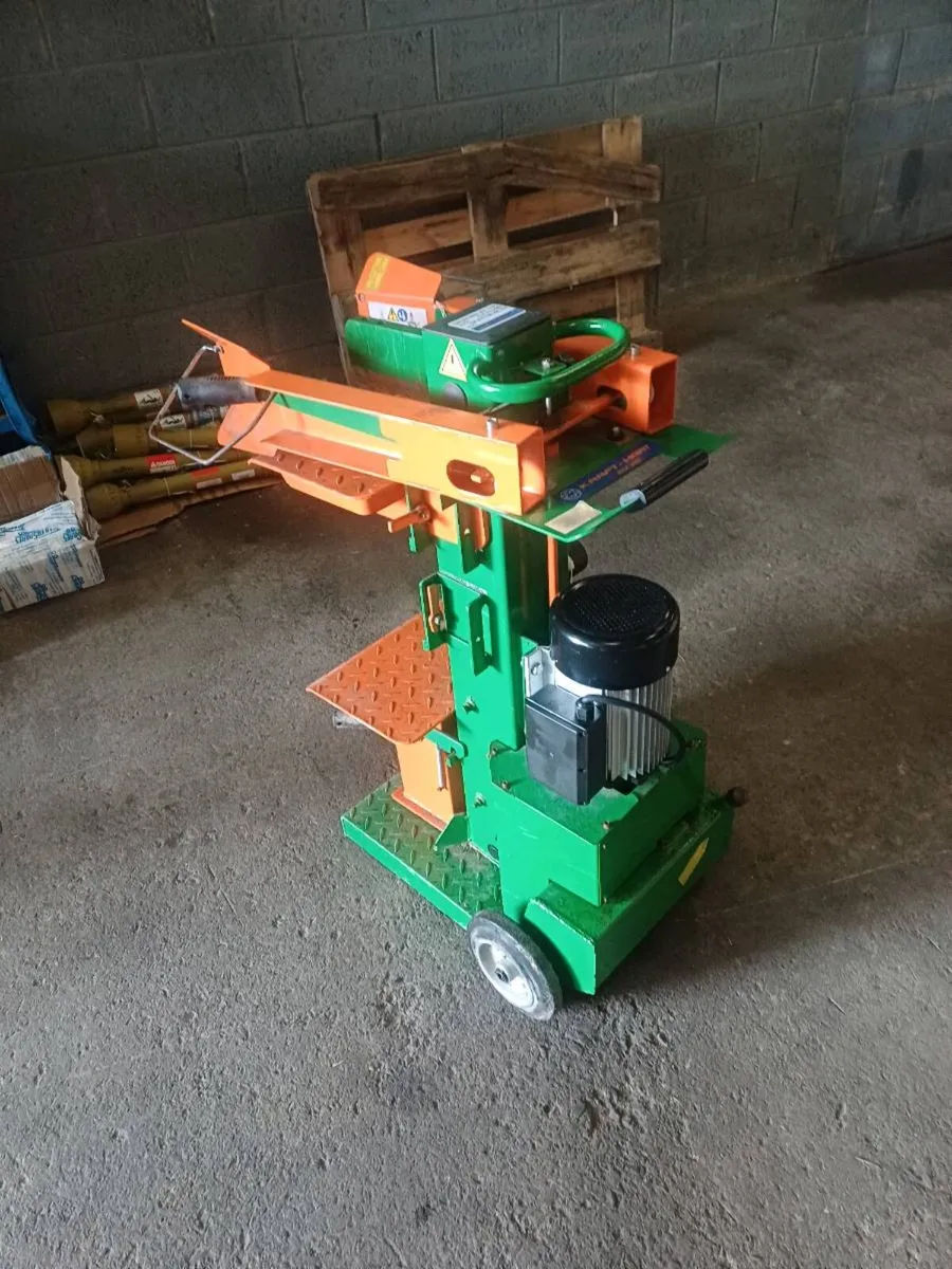 10 Ton Max Axe Electric Log Splitter - Image 2