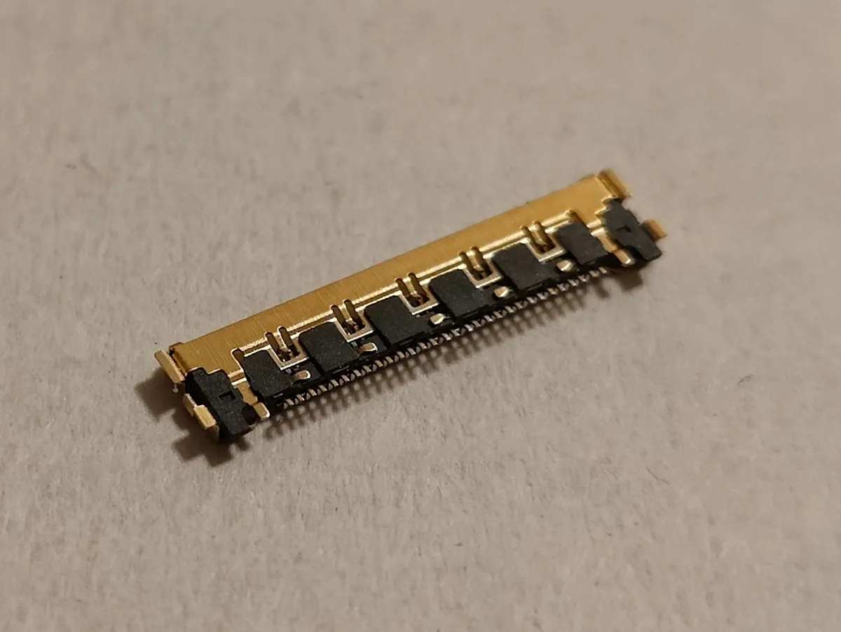 LCD (LVDS) Connector for A1465 A1466 – Brand New - Image 3