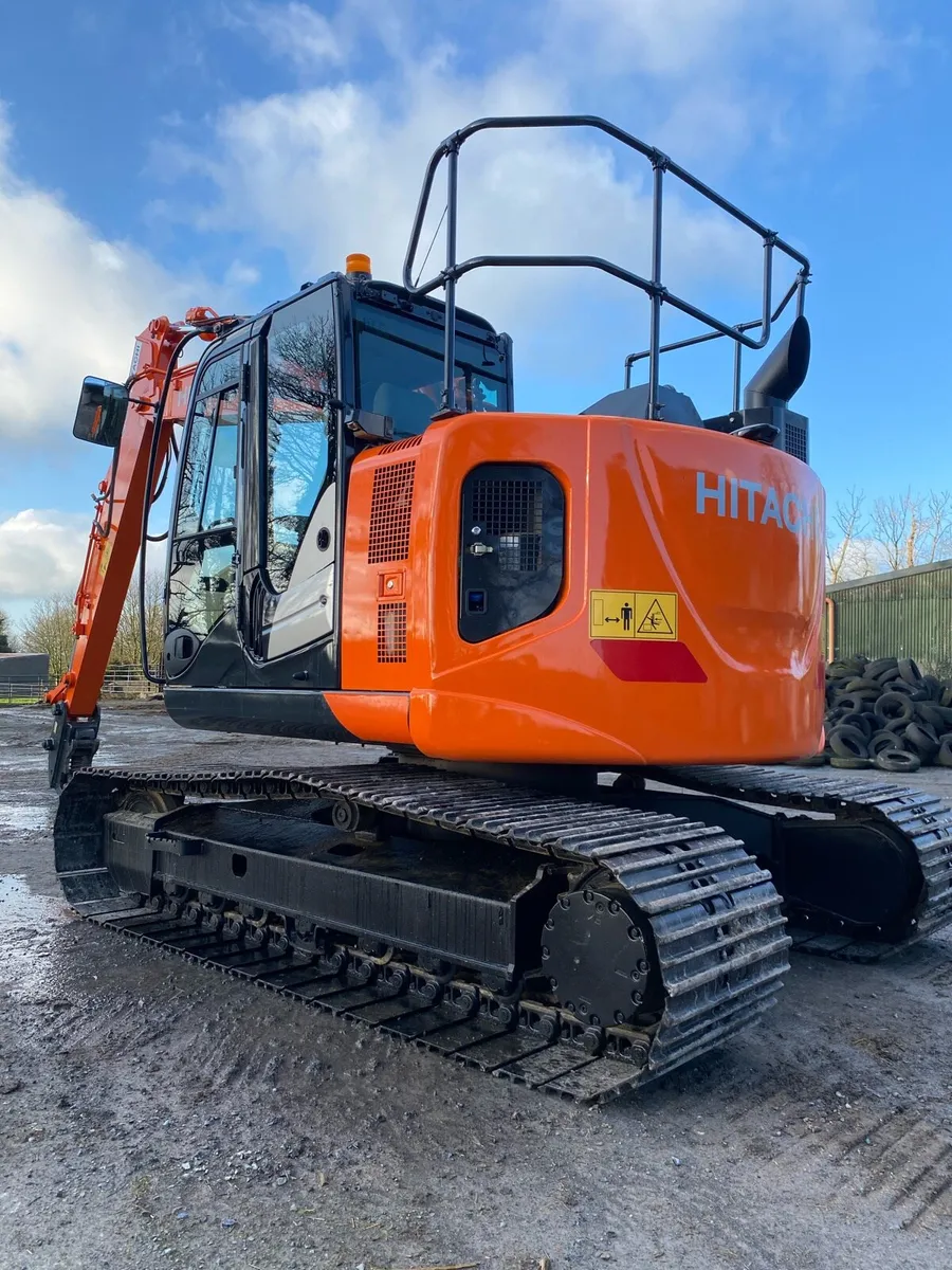 Excavator - Image 2